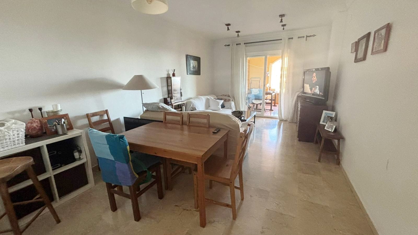 Apartamento en 5ª planta con 2 piscinas y trastero en Urbanización Edén Golf. en Riviera del Sol, Mijas
