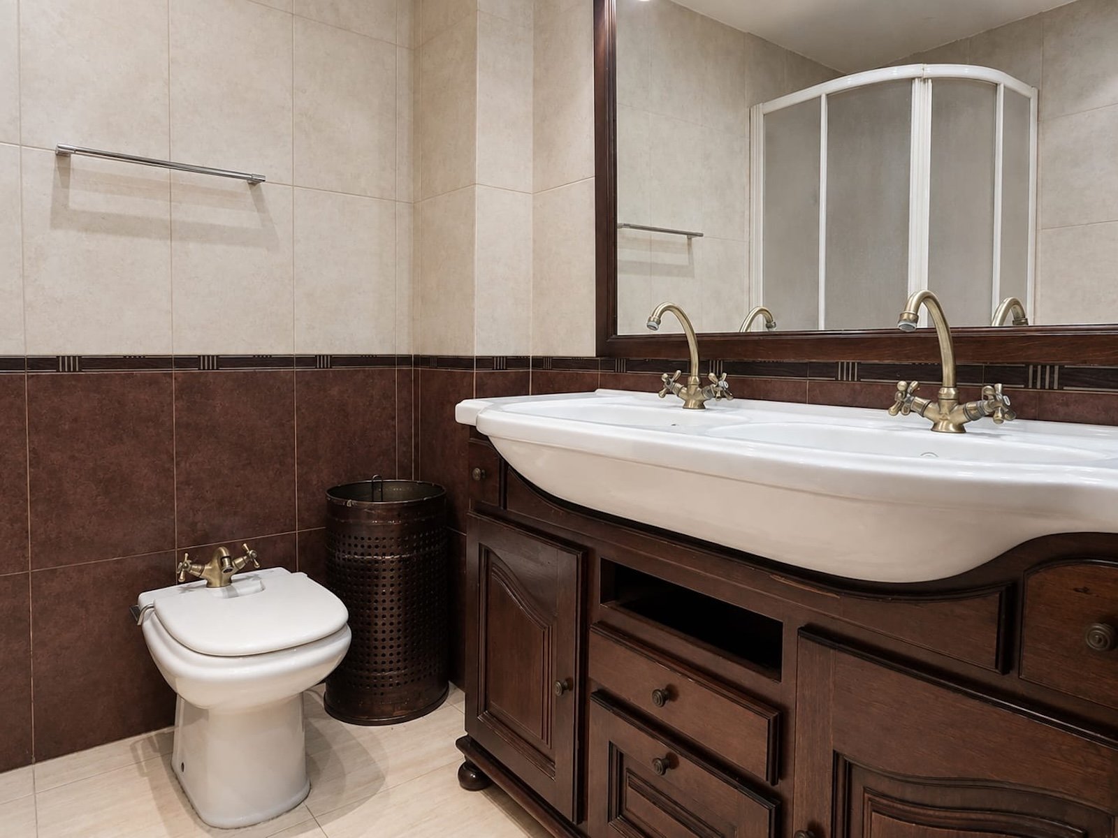 Baño de la propiedad GV-177 en San Pedro de Alcántara