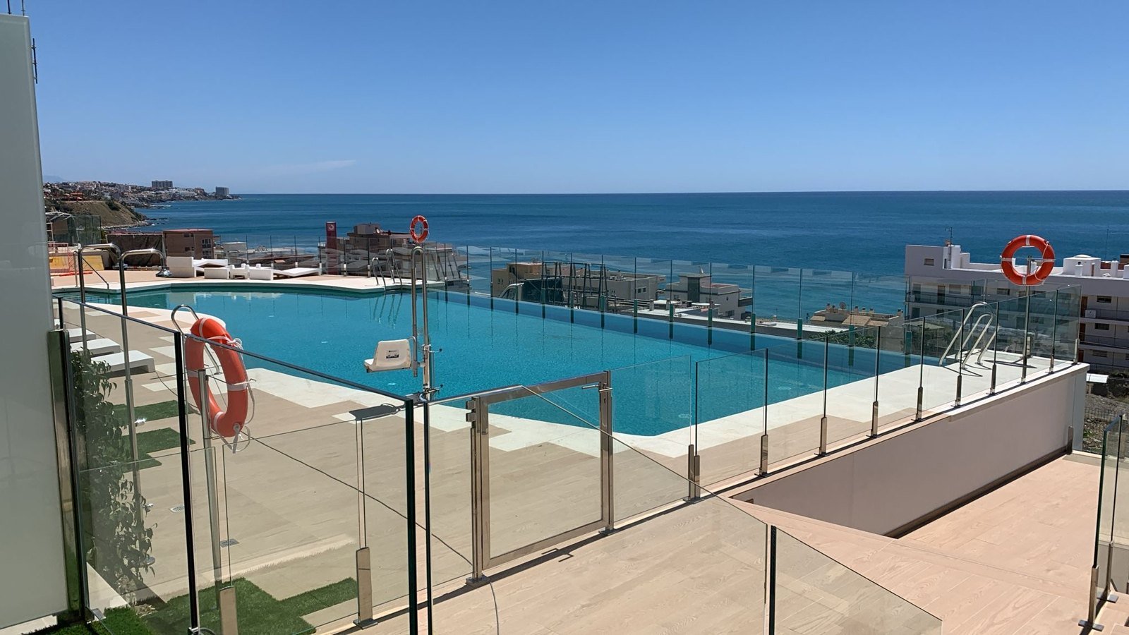 Piscina comunitaria