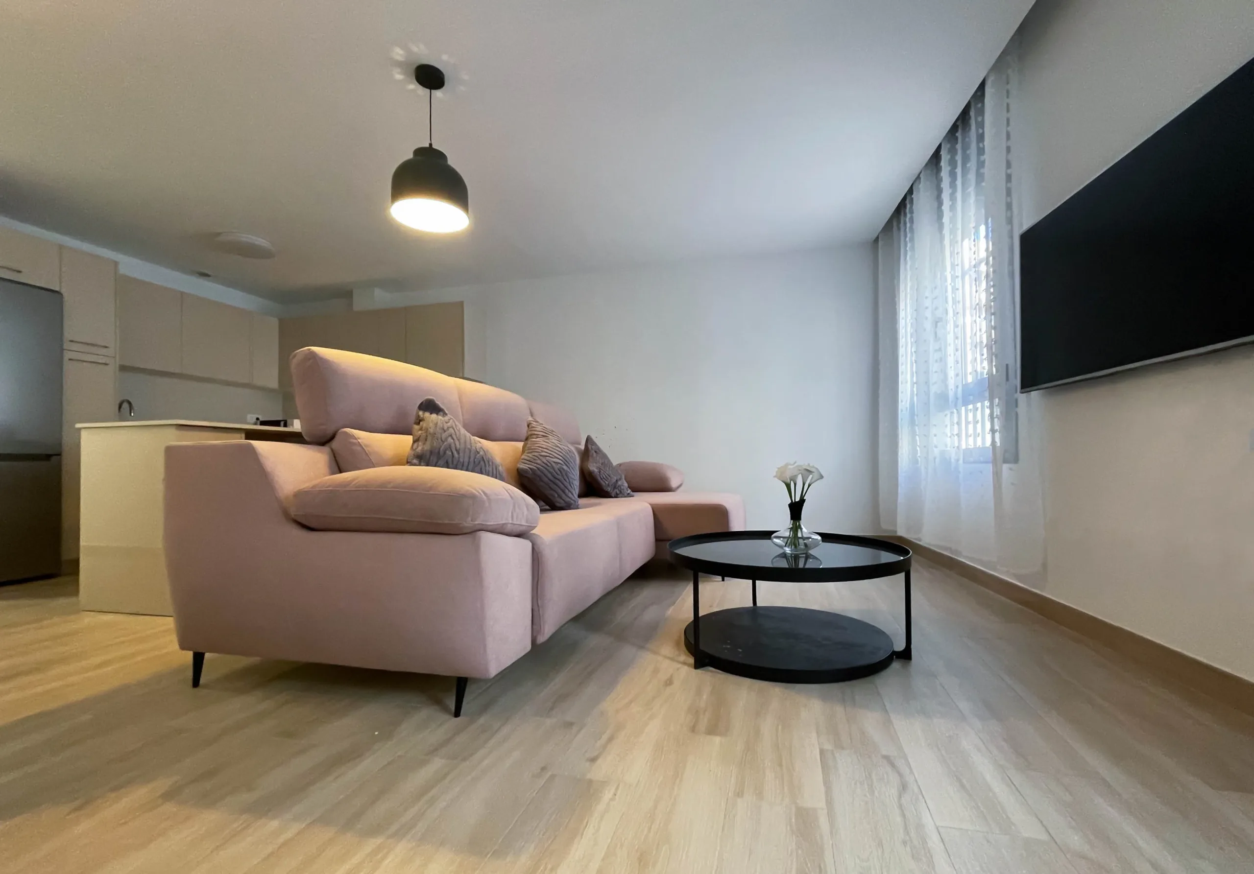 Apartamento amueblado con patio en Las Lagunas de Mijas – GV-199 en Las Lagunas, Mijas